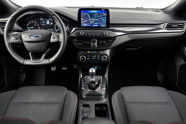 Ford FOCUS Wagon 1.0 EcoBoost ST Line Business | LED koplampen | Sportstoelen | Trekhaak | Cruise control