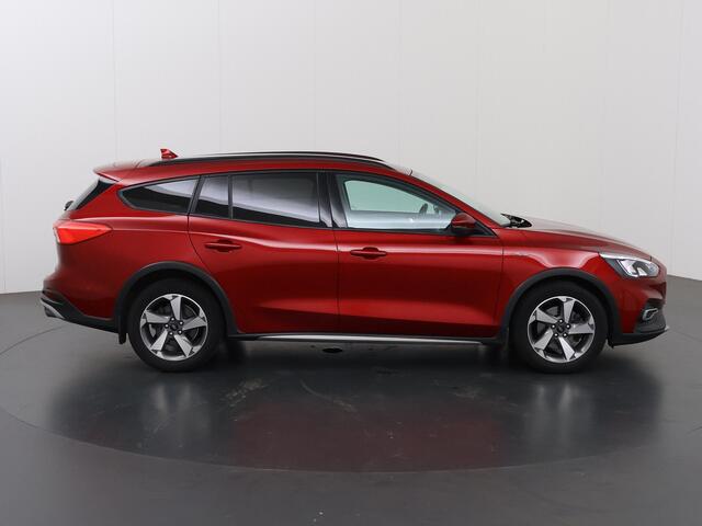 Ford FOCUS Wagon 1.0 EcoBoost Active Business | Winterpakket | Cruise Control Adaptief | Parkeercamera | Climate Control | B&O | Navigatie | Keyless Go |
