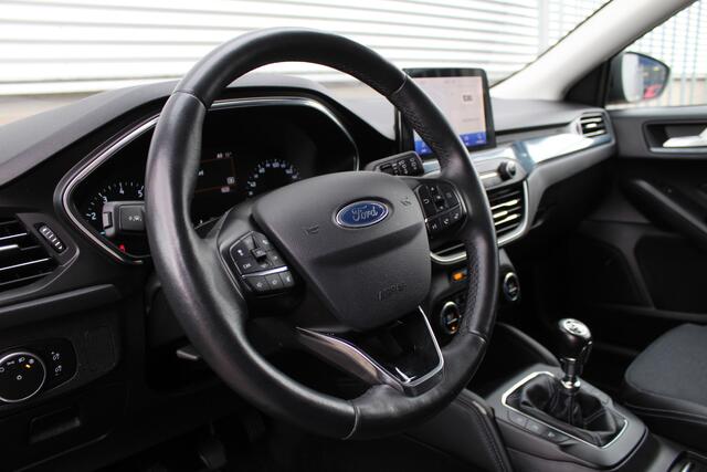 Ford FOCUS 1.0 EcoBoost 125PK Active Business | B&O | Trekhaak | Adaptieve Cruise | Navigatie | Camera