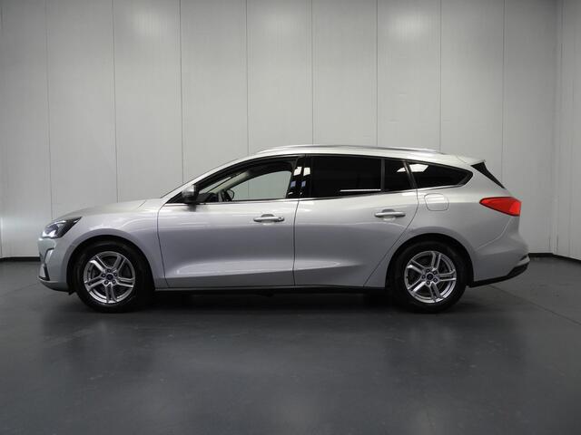 Ford FOCUS Wagon 1.0 EcoBoost Hybrid Trend Business NAVI/CAMERA/LED/TREKHAAK/16"LMV!