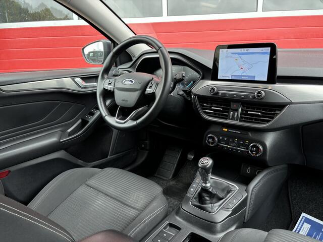 Ford FOCUS 1.0 EcoBoost Titanium Business FULL LED / KEYLESS / CAMERA / STOELVERW / STUURVERW / ACC / PDC / NL-AUTO