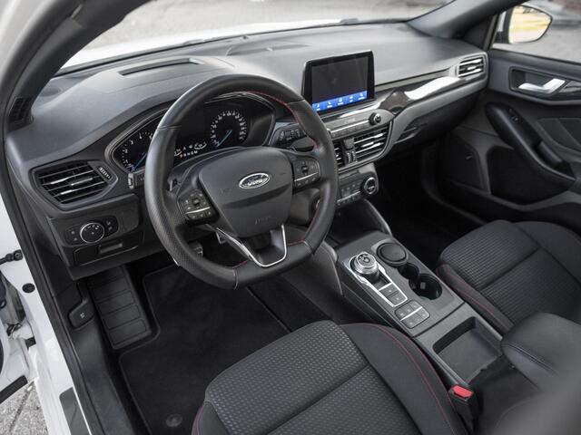 Ford FOCUS 1.5 EcoBoost ST Line Pano B&O ACC HUD