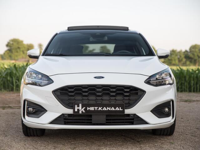 Ford FOCUS 1.5 EcoBoost ST Line Pano B&O ACC HUD
