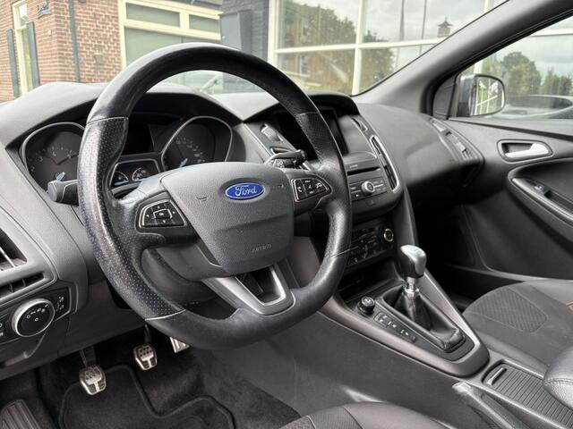 Ford FOCUS 1.5 ST-Line CAMERA | 19 INCH | STOELVERW | STUURVERW