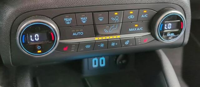 Ford FOCUS Wagon 1.5D 120PK Automaat Titanium X Business / B&O Audio / Technology - Winterpack / Pdc+Camera / Navigatie / Airco-ecc./ Xenon /