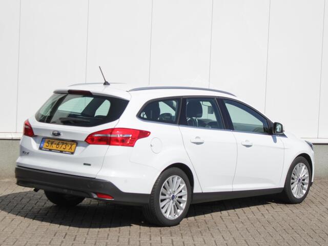 Ford FOCUS Wagon 1.0 Titanium | Navi | Cruise | Park sens | Trekhaak