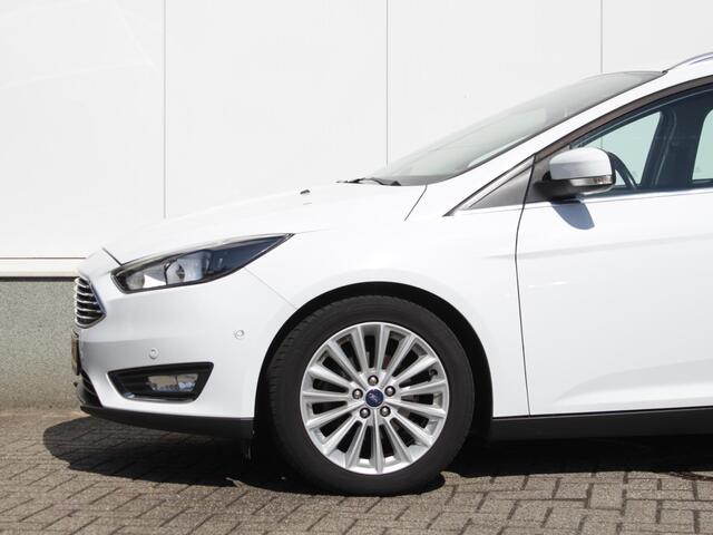Ford FOCUS Wagon 1.0 Titanium | Navi | Cruise | Park sens | Trekhaak