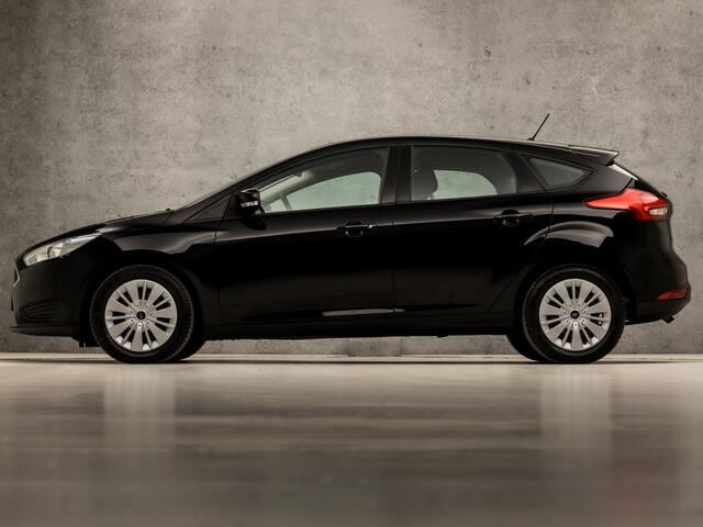 Ford FOCUS 1.0 Trend (AIRCO, STUURWIEL MULTIFUNCTIONEEL, START/STOP, SPORTSTOELEN, ELEK RAMEN, NIEUWSTAAT)