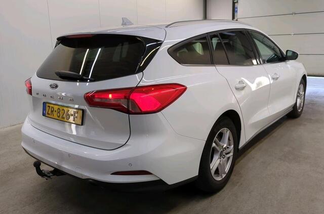 Ford FOCUS Wagon 1.0 EcoBoost 101PK Trekhaak Trend Edition Business / Navigatie / Airco / Pdc.A /