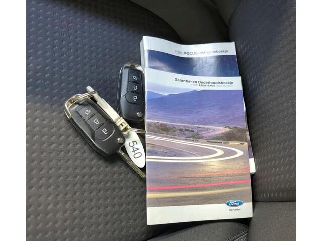 Ford FOCUS Wagon 1.0 EcoBoost 101PK Trekhaak Trend Edition Business / Navigatie / Airco / Pdc.A /