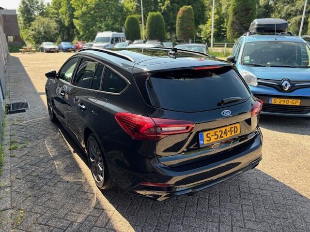 Ford FOCUS Wagon 1.0 EcoBoost Hybrid ST Line X