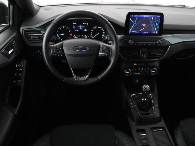 Ford FOCUS 1.0 EcoBoost Active | Trekhaak | Half leder | Stoel & stuurverwarming | B&O Sound | Camera | Adaptive cruise | Climate control | Keyless | Full LED