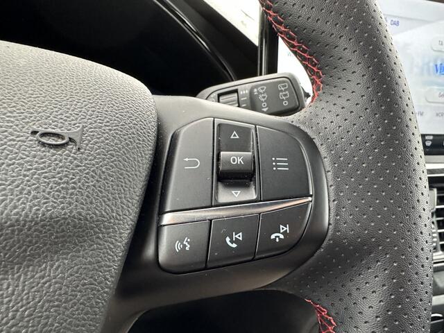 Ford FOCUS Focus 1.0 EcoBoostHybrid ST-Line X 155PK AUTOMAAT! TREKHAAK! WIN