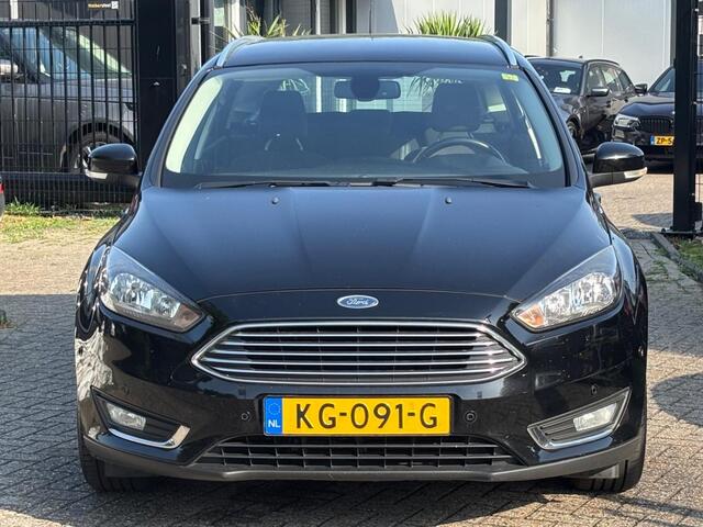 Ford FOCUS 1.0 Titanium Zwart 2016 NL Auto