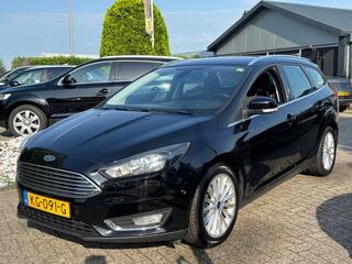 ford-focus-1.0-titanium-zwart-2016-