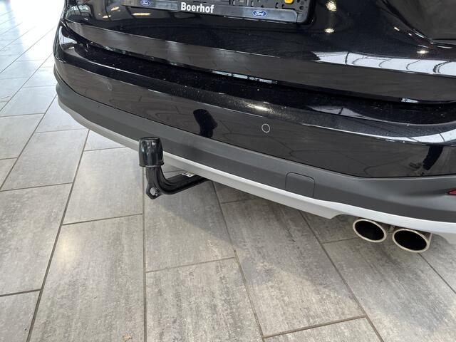 Ford FOCUS Wagon EcoBoost 155PK Hybrid Active Trekhaak | Adapt. Cruise | Winter Pack | LED | Camera | Draadloos CarPlay