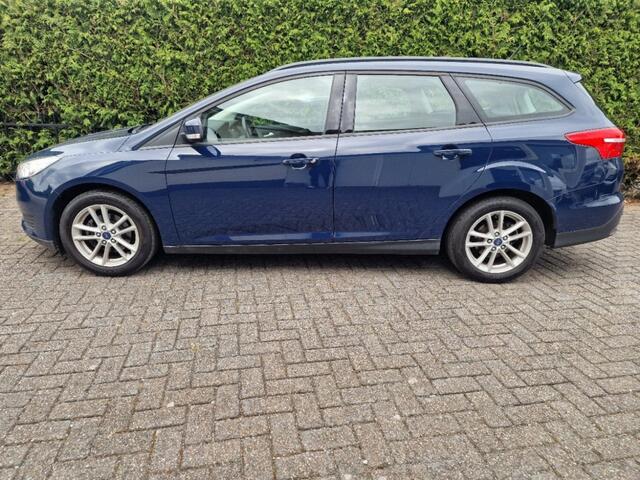 Ford FOCUS 1.0 nieuw model, navi, Nieuwe distributie