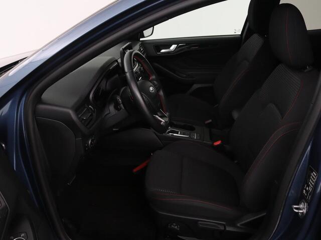 Ford FOCUS 1.5 EcoBoost ST Line | Trekhaak | B&O Sound | Carplay | Navigatie | Full LED | Climate control | Keyless | PDC | Sportstoelen