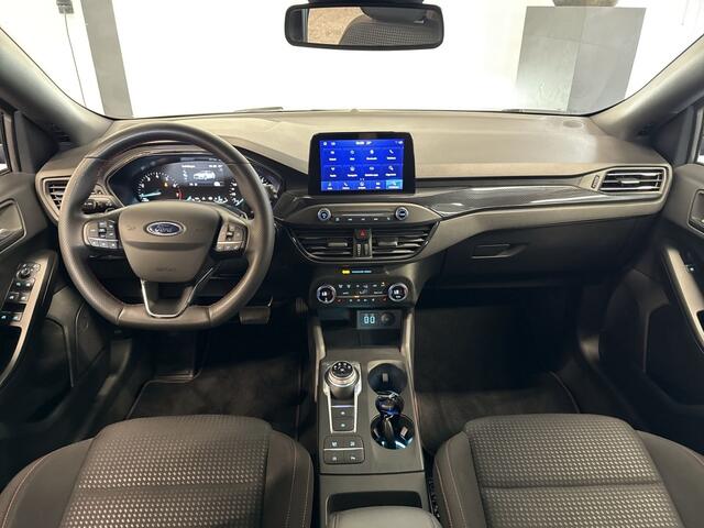 Ford FOCUS 1.0 EcoB. Tit. XBns ST-LINE | CAMERA | WINTER-PACK | LED | NAVI