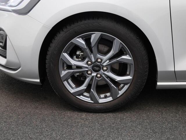 Ford FOCUS Clipper ST Line Style 125 PK Navigatie | Climate Control | Cruise Control | Automaat | Parkeersensoren Voor en Achter | Camera Achter