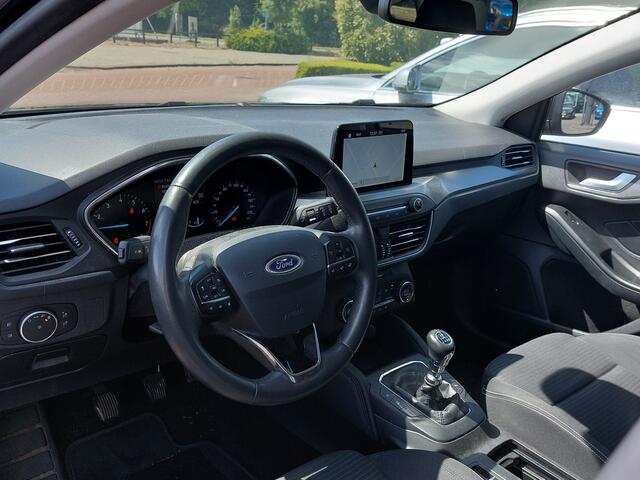 Ford FOCUS Wagon 1.0 EcoBoost 125pk Titanium Business | Navi | Apple Carplay+Android Auto | Clima | Adap.Cruise | Led Koplampen | Keyless Entry | Pdc V+A | Rijstrook+Licht+Regensensor | Privacy Glass | 17''lm