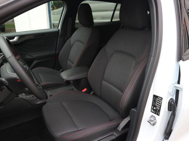 Ford FOCUS Wagon 1.0 EcoBoost Hybrid ST Line Business 125pk Met adaptieve Cruise Control, Camera, Winterpakket en BLIS