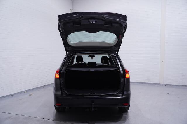 Ford FOCUS Wagon 1.0 Trend Navi Trekhaak Cruise PDC