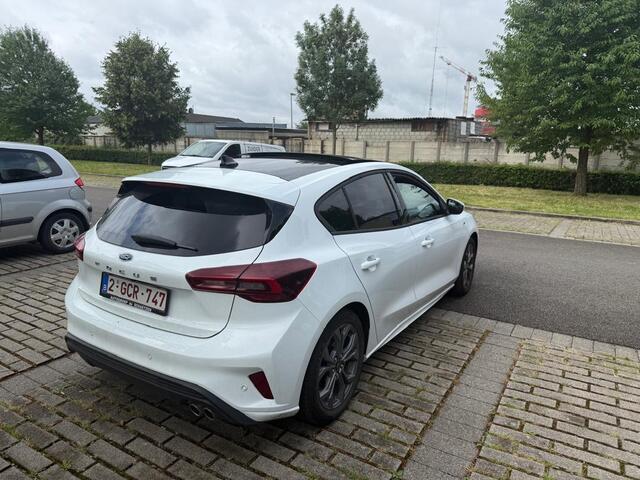Ford FOCUS 1.0 EcoBoost Titanium X Business , ST LINE ,PANORAMAK,BOEKJE,NAP EN ONDERHOUDSHISTORIE