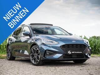 ford-focus-1.5-ecoboost-st-line-pan