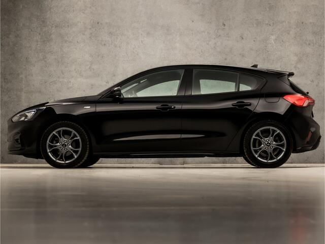 Ford FOCUS 1.0 EcoBoost ST Line Sport (APPLE CARPLAY, BLACK PAKKET, NAVIGATIE, SPORTSTOELEN, RODE STIKSELS, ZWART HEMEL, CLIMATE CONTROL, KEYLESS START, NIEUWSTAAT)
