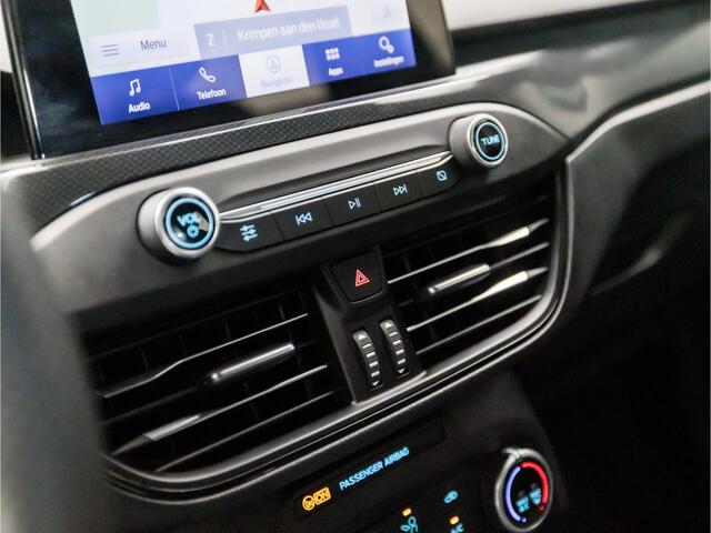 Ford FOCUS 1.0 EcoBoost ST Line Sport (APPLE CARPLAY, BLACK PAKKET, NAVIGATIE, SPORTSTOELEN, RODE STIKSELS, ZWART HEMEL, CLIMATE CONTROL, KEYLESS START, NIEUWSTAAT)