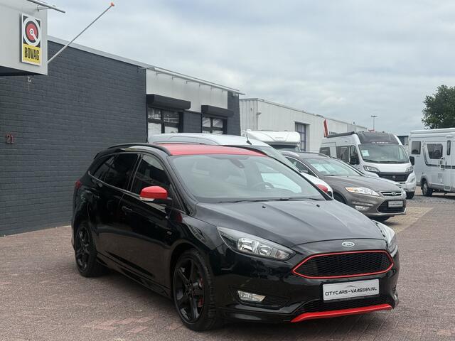Ford FOCUS 1.0 ST-Line 125 pk apple carplay camera climate ctr spoiler pakket getint glas lmv 18 inch 1e eigenaar