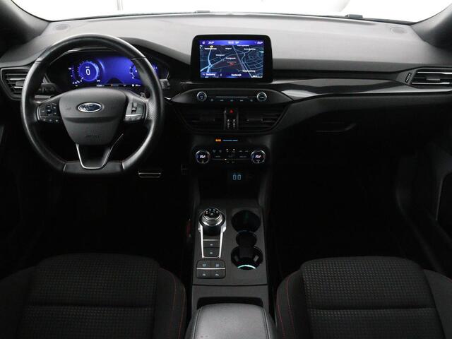 Ford FOCUS 1.5 EcoBoost ST Line X | Camera | Carplay | Trekhaak | Full LED | Navigatie | Keyless | Digital Cockpit | Climate control | Parkeerhulp | Cruise control