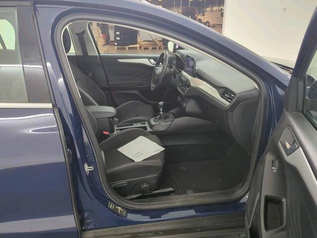Ford FOCUS 1.0 EcoBoost Titanium Business Navi Climat Winter pack Keyless Parkeersensoren Wagon