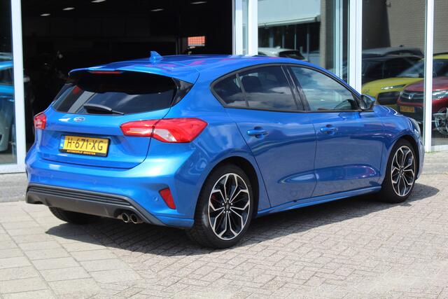 Ford FOCUS 1.0 EcoBoost ST Line Business
