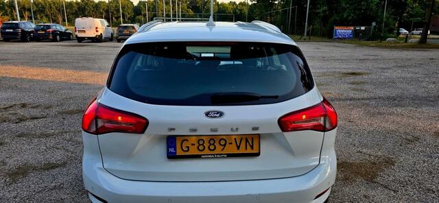 Ford FOCUS 1.0 EcoB. Tr Ed. bns