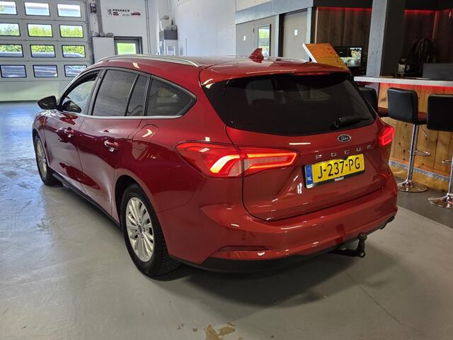Ford FOCUS 1.0 EcoB. Tit. XBns AUTOMAAT