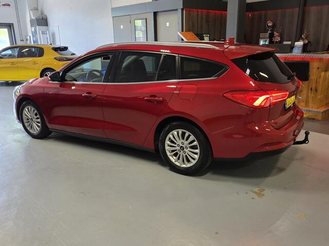 Ford FOCUS 1.0 EcoB. Tit. XBns AUTOMAAT