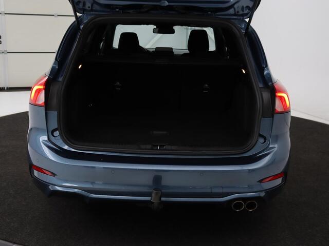 Ford FOCUS 1.0 EcoBoost ST Line | Trekhaak | Adaptief LED | Carplay | Climate control | Keyless | Navigatie | Parkeerhulp | Cruise control