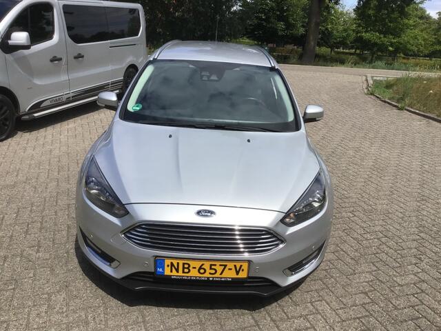 Ford FOCUS 1.5 TDCI TITANIUM EDITION