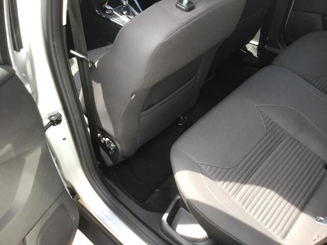 Ford FOCUS 1.5 TDCI TITANIUM EDITION