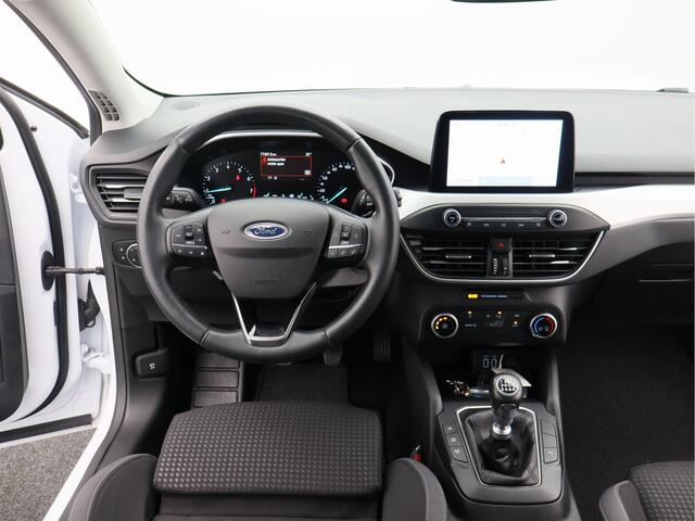 Ford FOCUS Wagon 1.0 EcoBoost Hybrid Trend Edition Business/ trekhaak!