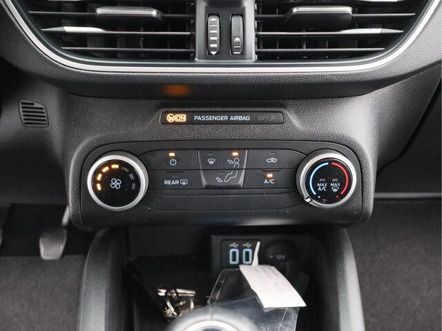 Ford FOCUS Wagon 1.0 EcoBoost Hybrid Trend Edition Business/ trekhaak!
