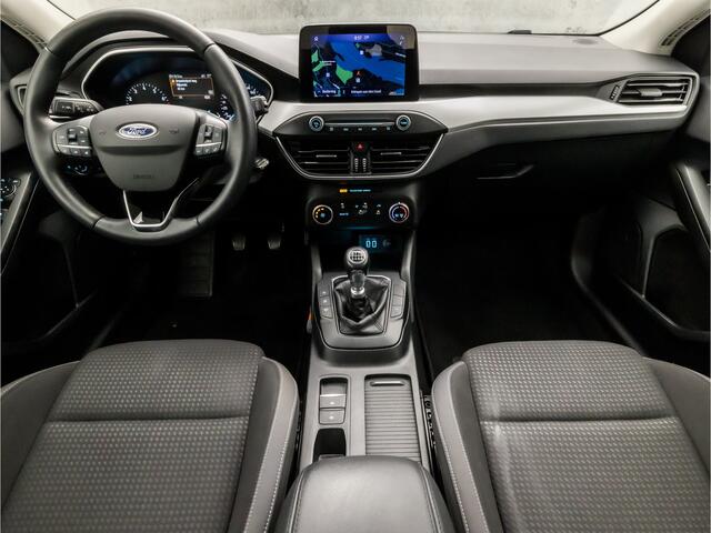 Ford FOCUS 1.0 EcoBoost Business Sport (GROOT NAVI, APPLE CARPLAY, CAMERA, CLIMATE, SPORTSTOELEN, LM VELGEN, NIEUWE APK, NIEUWSTAAT)