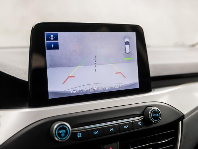 Ford FOCUS 1.0 EcoBoost Business Sport (GROOT NAVI, APPLE CARPLAY, CAMERA, CLIMATE, SPORTSTOELEN, LM VELGEN, NIEUWE APK, NIEUWSTAAT)