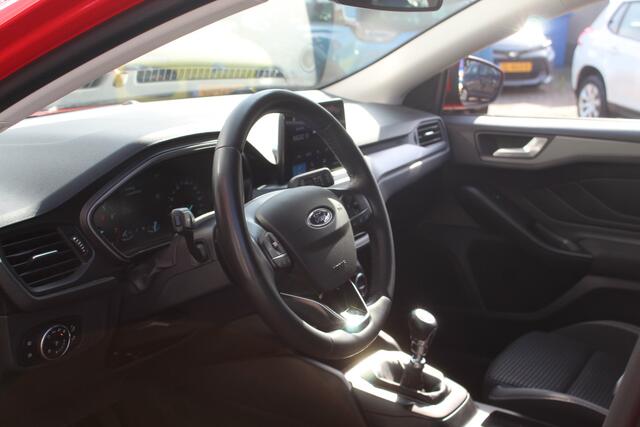 Ford FOCUS Wagon 1.0 EcoBoost Hybrid Connected