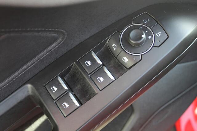 Ford FOCUS Wagon 1.0 EcoBoost Hybrid Connected