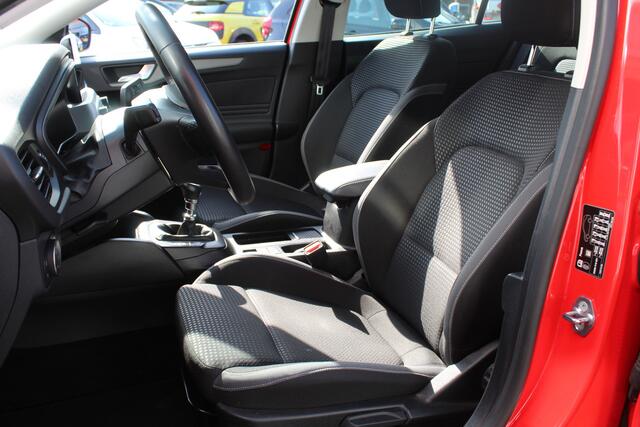 Ford FOCUS Wagon 1.0 EcoBoost Hybrid Connected