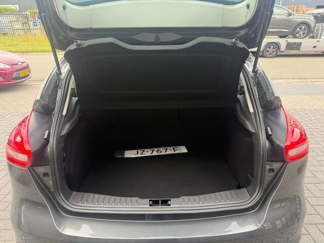 Ford FOCUS 1.0 Trend | AUTOMAAT | 1E EIGENAAR | 12MND GARANTIE | NAVI | CRUISE |
