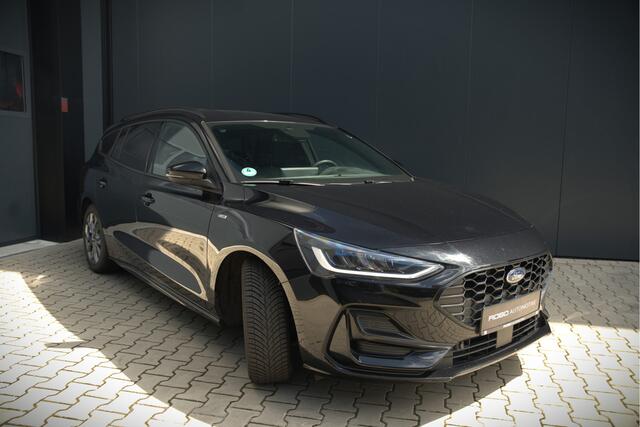 Ford FOCUS Wagon 1.0 EcoBoost Hybrid ST Line X | Stoelverwarming | Stuurverwarming | Automaat | Navigatie | Camera | Apple Carplay | Cruise Control | Keyless | LED | PDC |